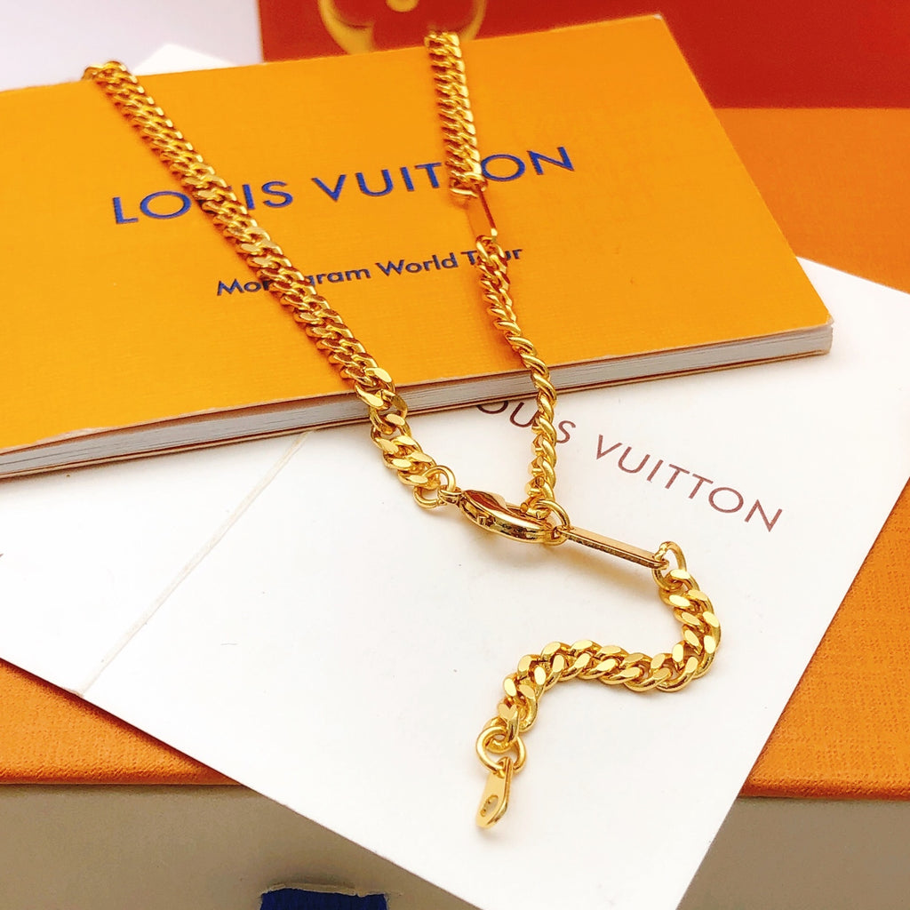 Geometric Emblem Pendant Necklace in Gold-Tone – Design 058 side detail