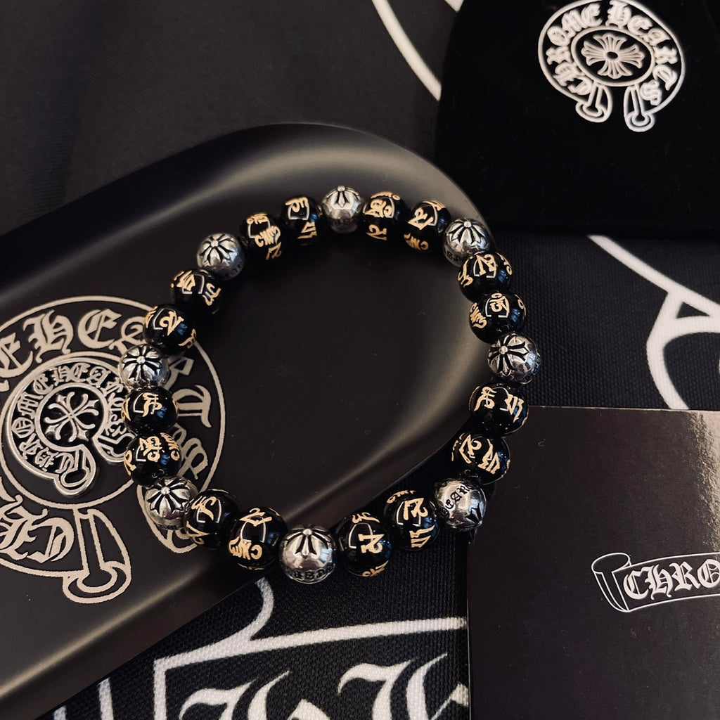 Gothic Emblem Beaded Bracelet in Metal-Tone – Design 05 detail view