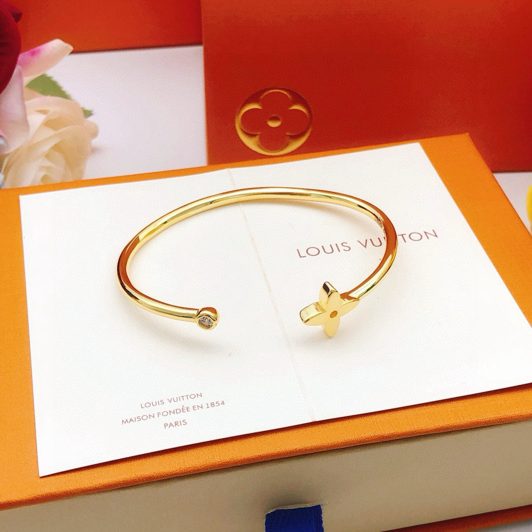 Geometric Emblem Bangle in Gold-Tone – Design 008 styled product view