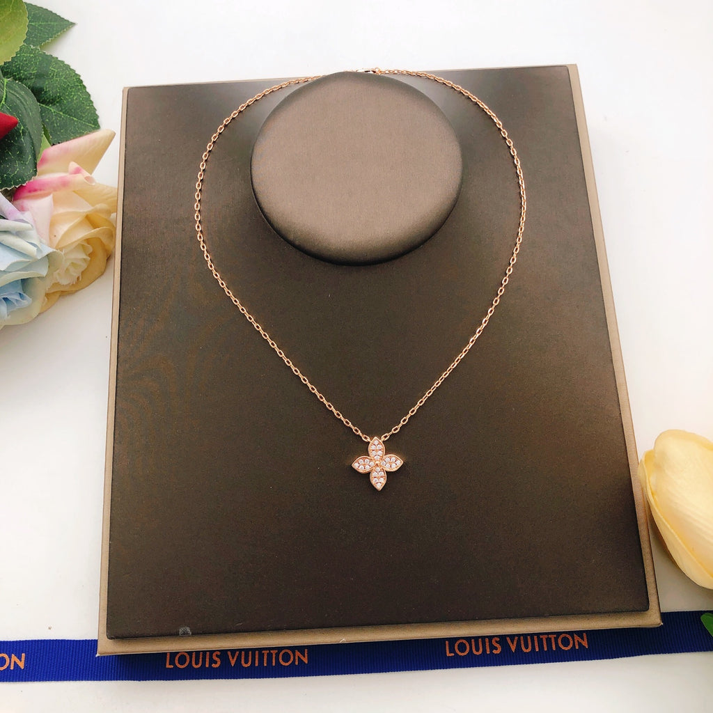 Geometric Emblem Pendant Necklace in Rose-Gold-Tone – Rose Gold Detail – Design 008 front product view