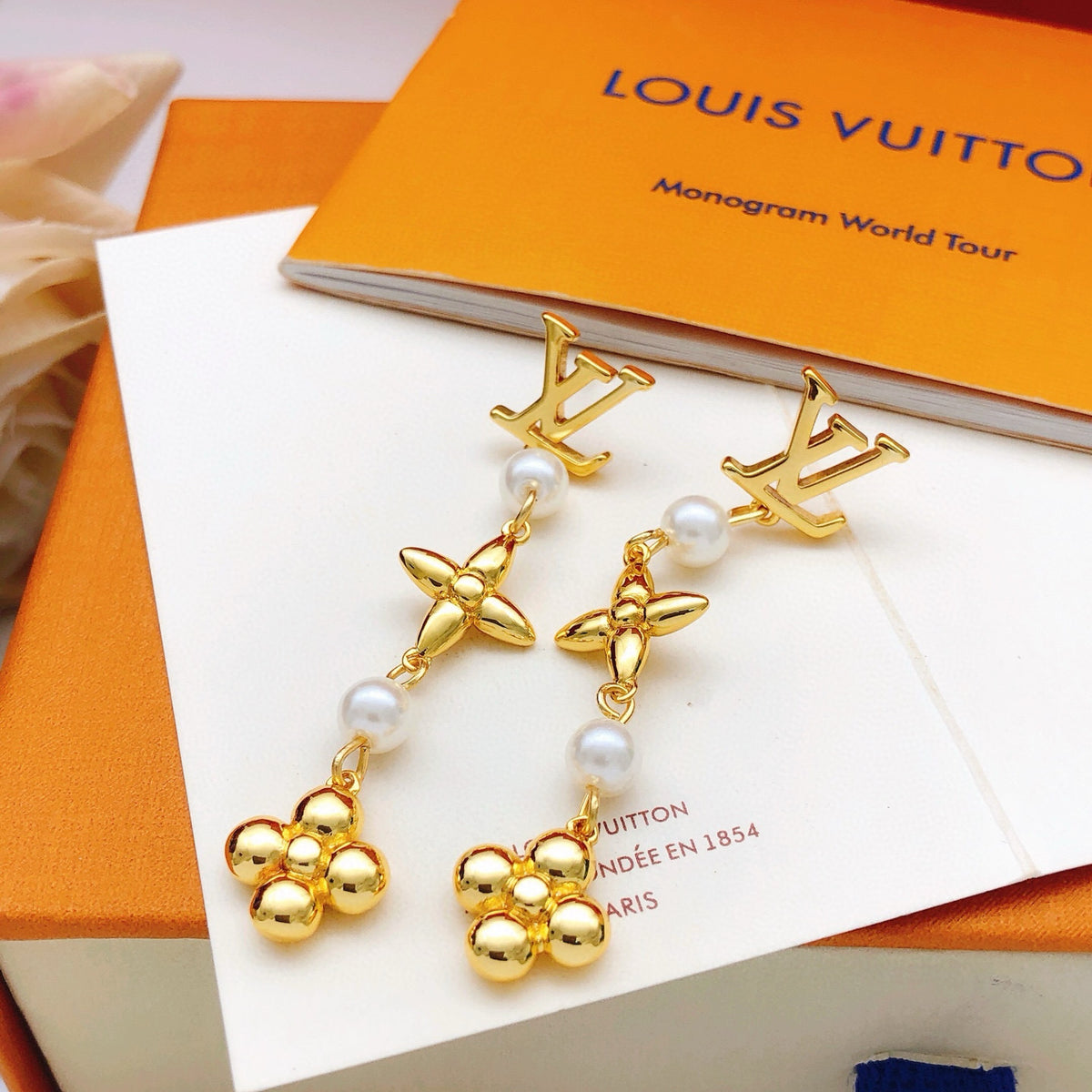 Geometric Emblem Stud Earrings in Gold-Tone – Design 011 side detail