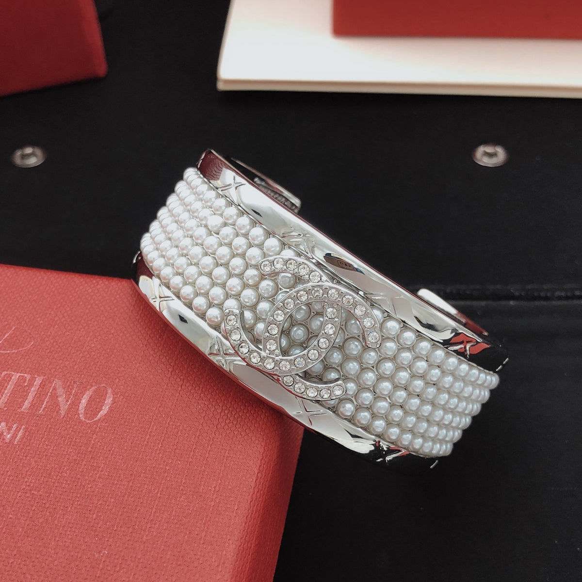 Signature Emblem Bangle in Gold-Tone – Design 007 detail view