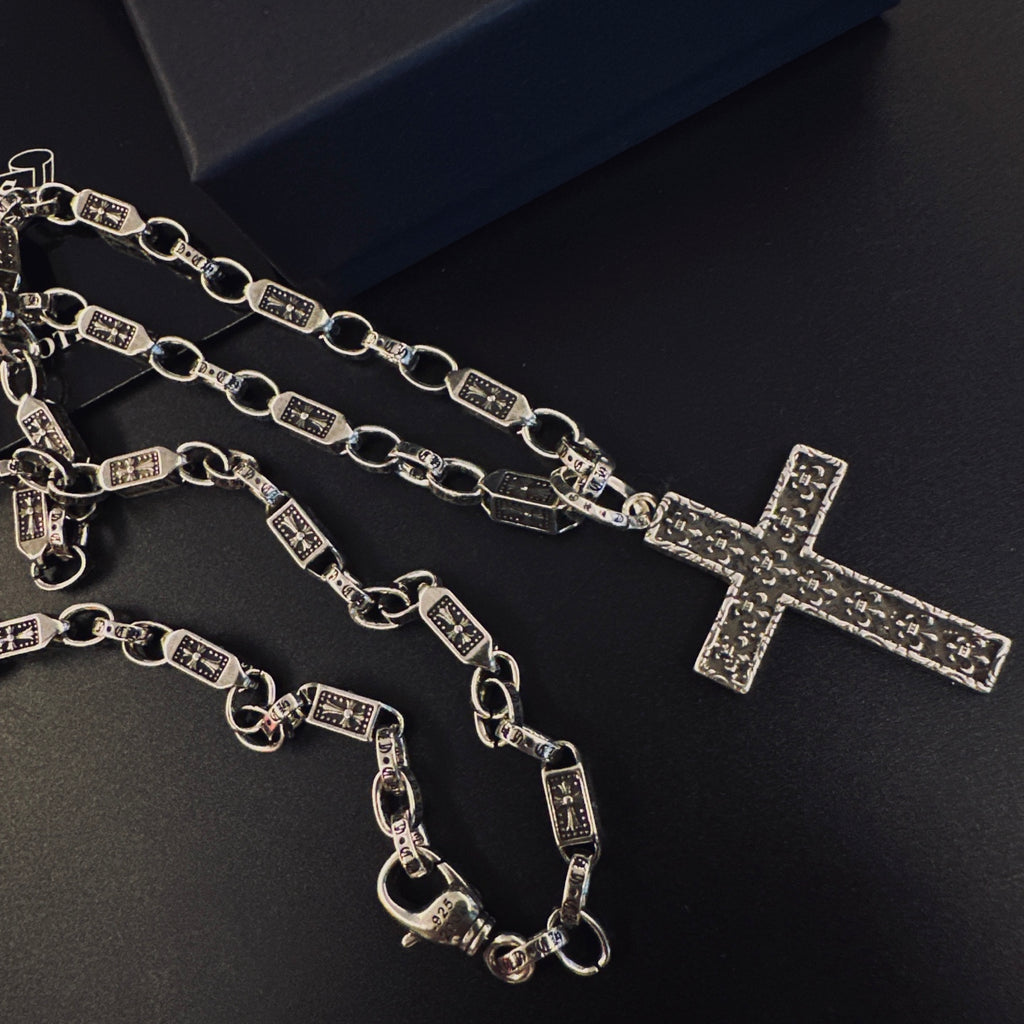 Gothic Emblem Pendant Necklace in Antique Silver-Tone – Design 13 side detail