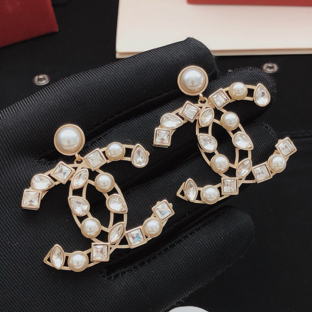 Signature Emblem Crystal-Accent Stud Earrings – Design 005 main product view