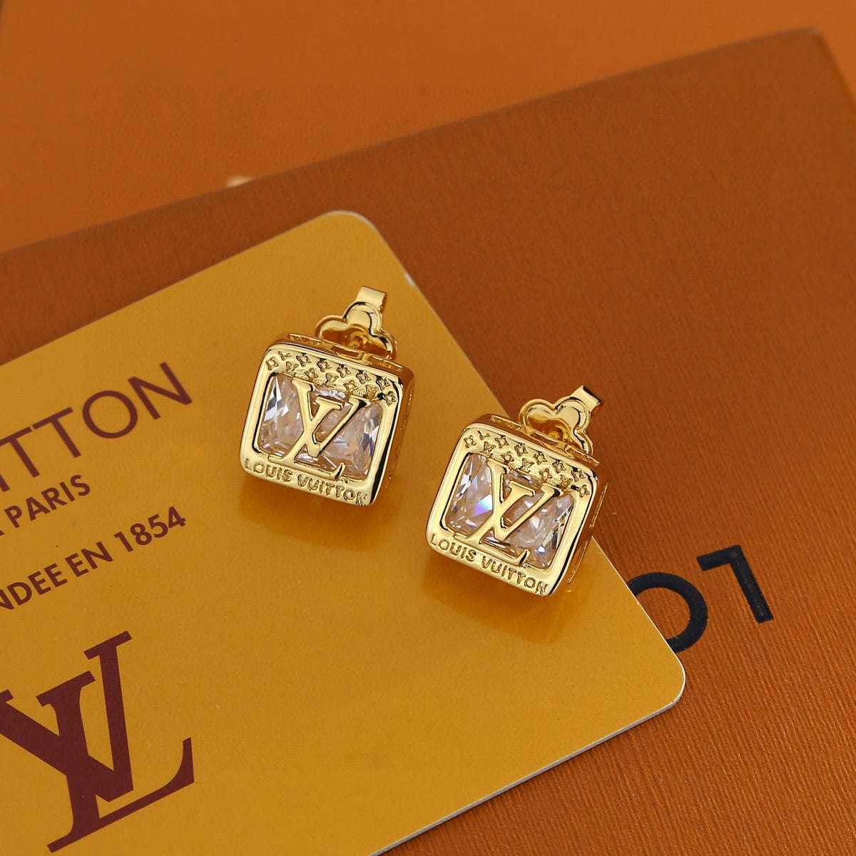 Geometric Emblem Stud Earrings in Polished Metal-Tone – Design 016 side detail