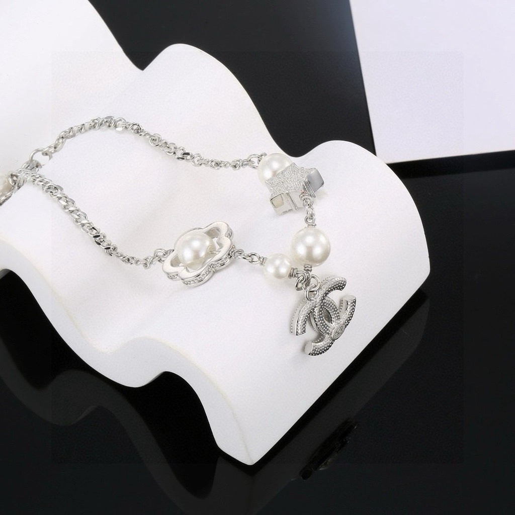 Camellia Bracelet in Polished Metal-Tone – Pearl Detail – Design 002 detail view
