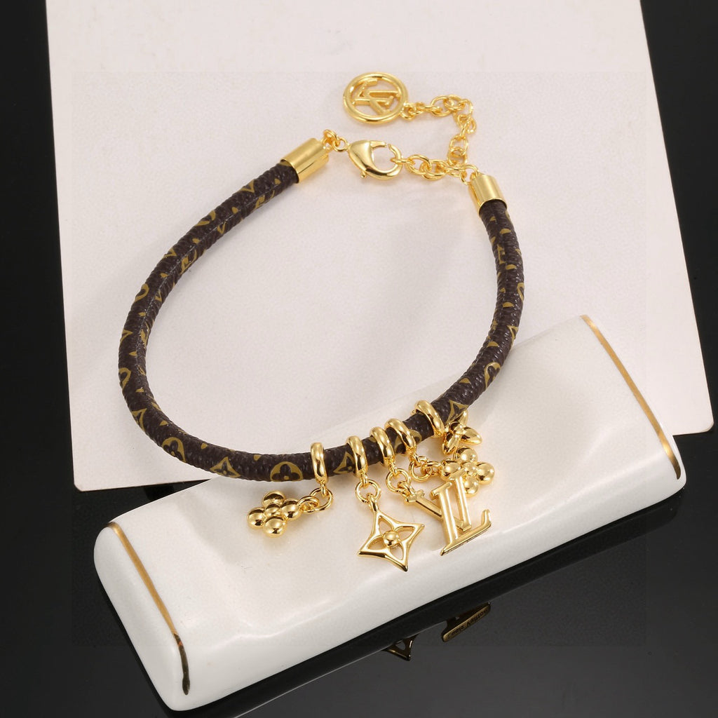 Floral Bangle in Polished Metal-Tone – Design 004 detail view