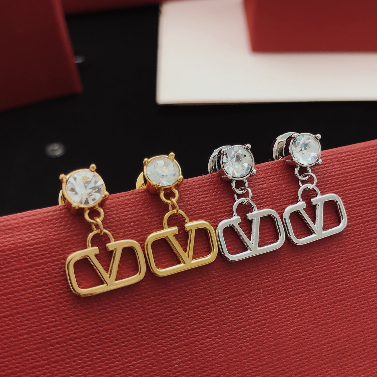 Signature Emblem Jewelry Accessory – Design 02 main product view