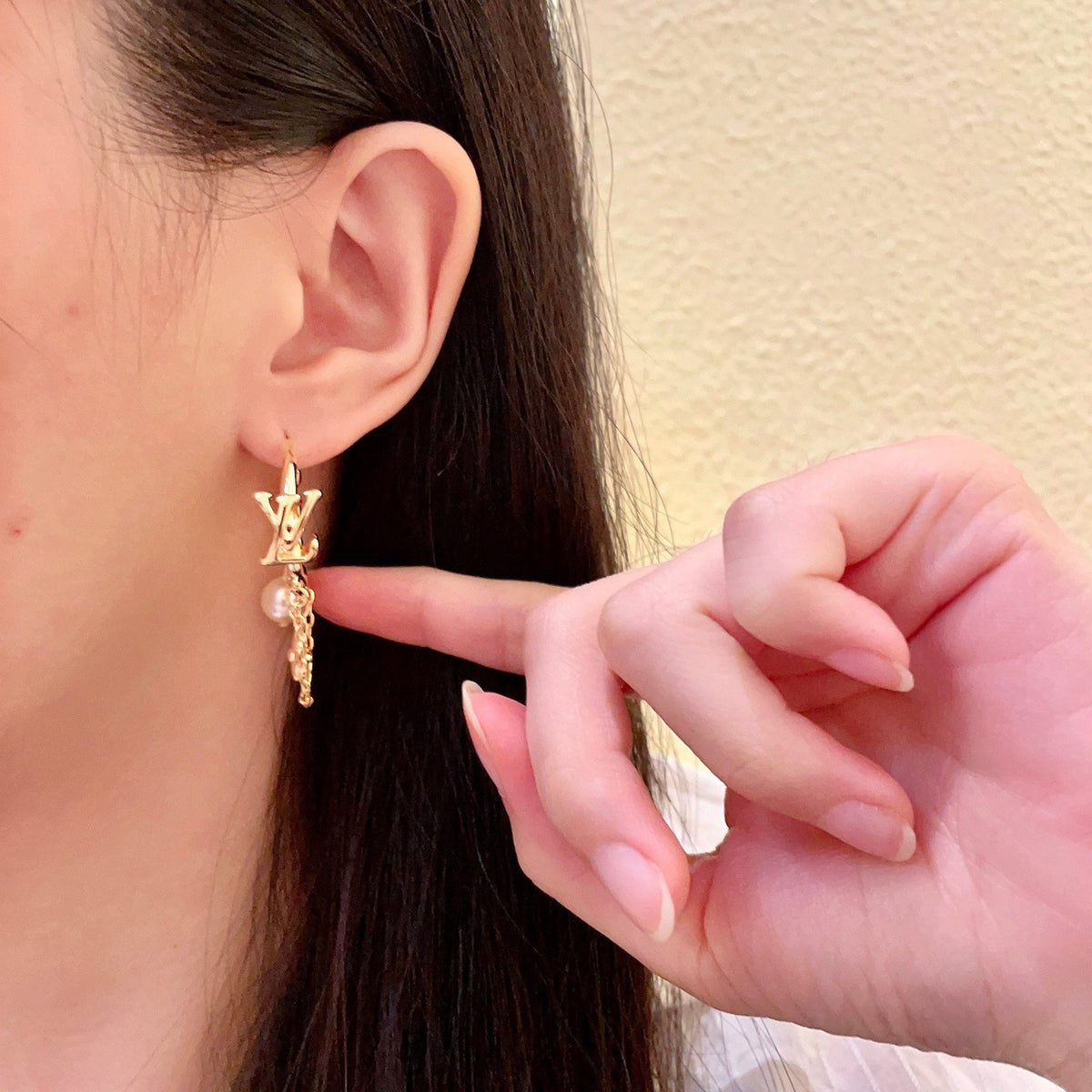 Letter Emblem Stud Earrings in Polished Metal-Tone – Design 015 detail view