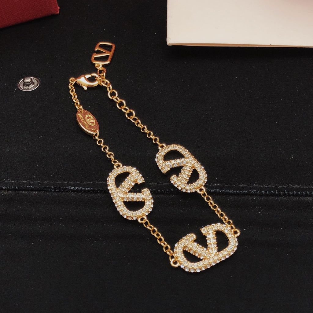 Signature Emblem Crystal-Accent Bracelet – Design 01 front view