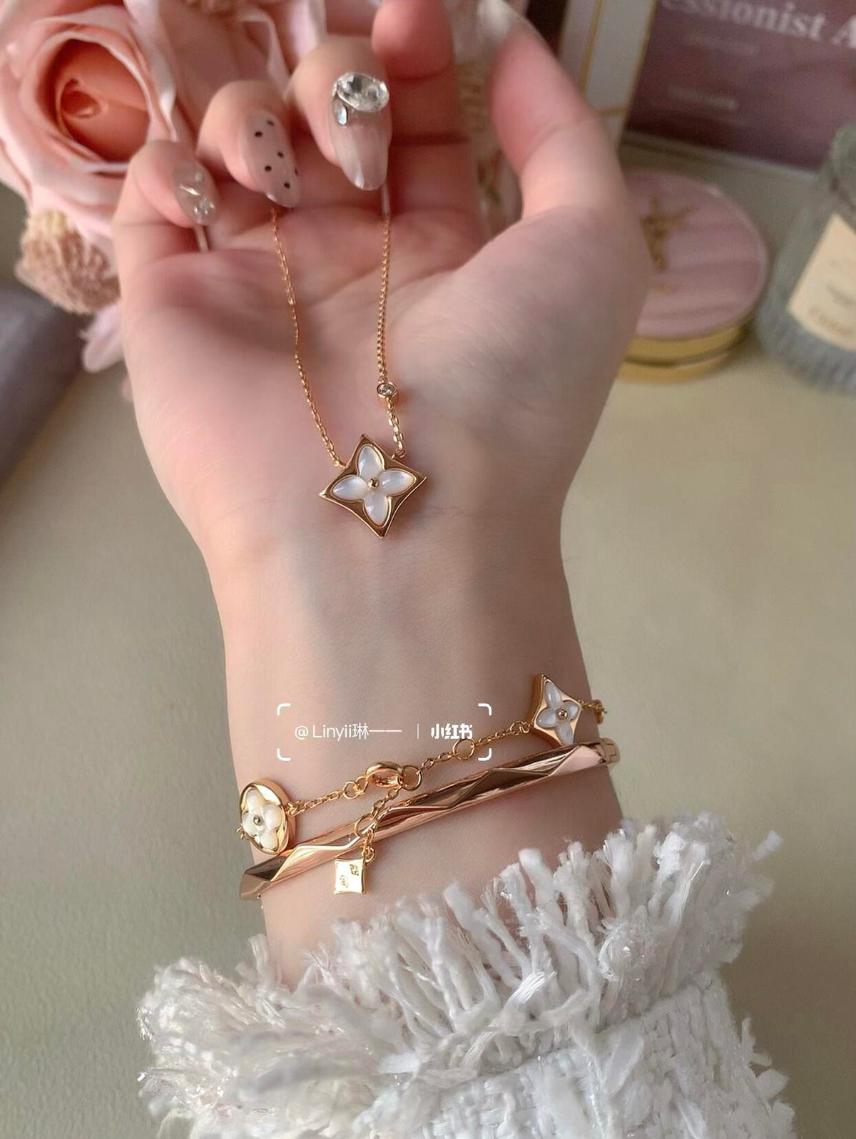 Geometric Emblem Bracelet in Rose-Gold-Tone – Rose Gold Detail – Design 014 front product view