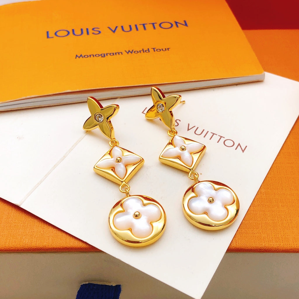 Geometric Emblem Stud Earrings in Gold-Tone – Design 028 detail view