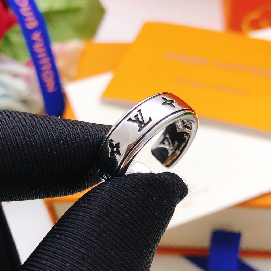 Geometric Emblem Statement Ring in Silver-Tone – Silver Detail front product view