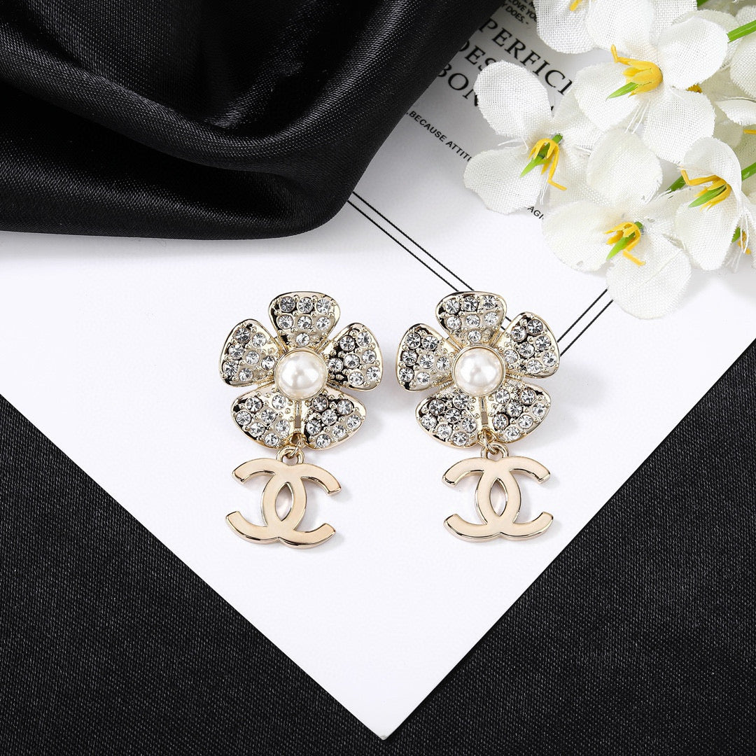 Signature Emblem Statement Earrings in Gold-Tone – Design 024 side detail