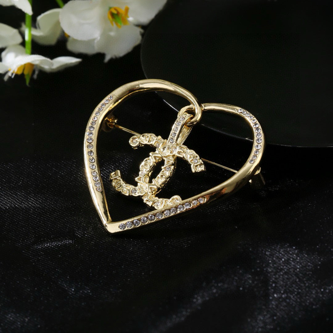 Signature Emblem Brooch in Polished Metal-Tone – Design 044 detail view