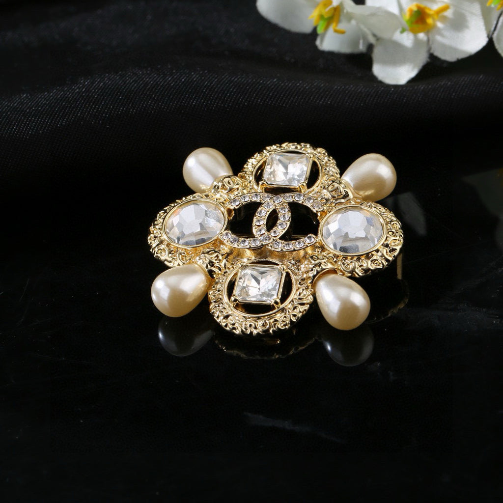 Signature Emblem Brooch in Polished Metal-Tone – Design 045 styled product view