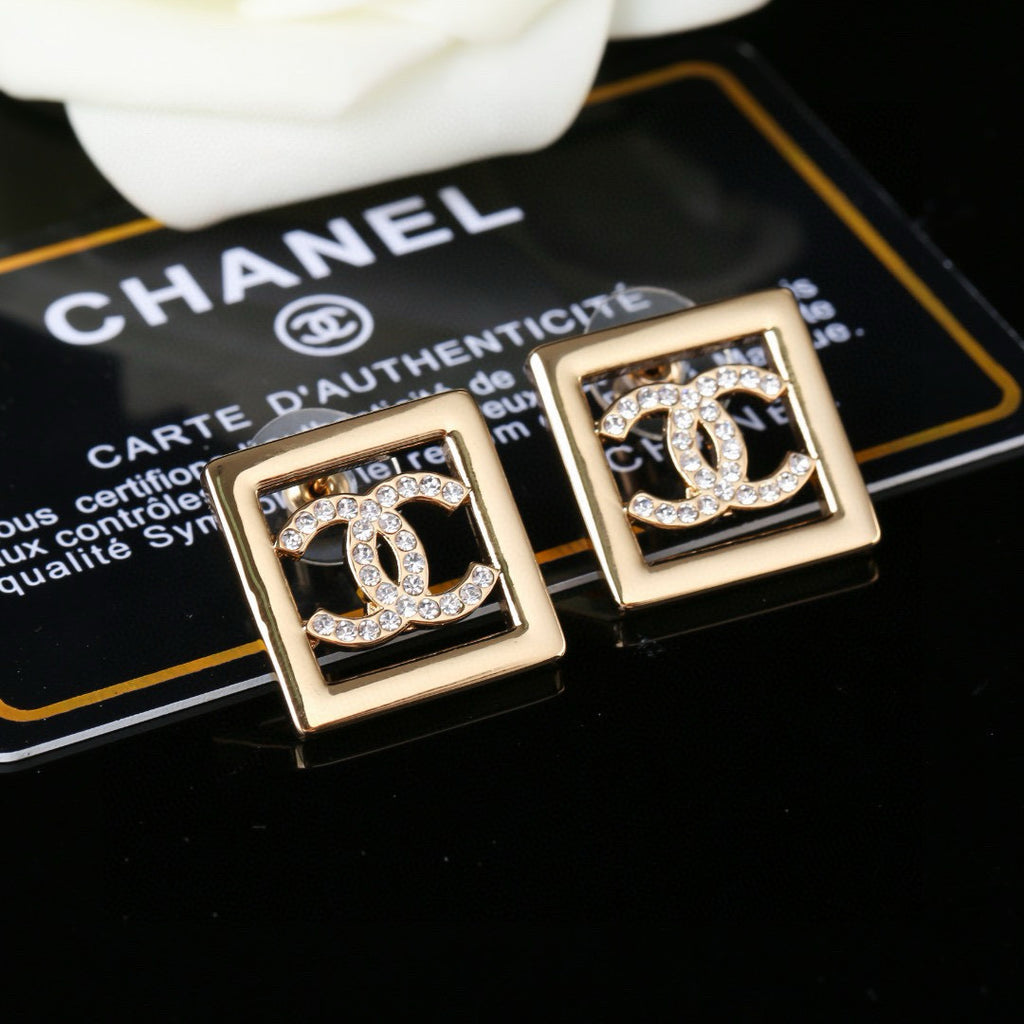 Double-C Emblem Stud Earrings in Gold-Tone – Design 018 main product view