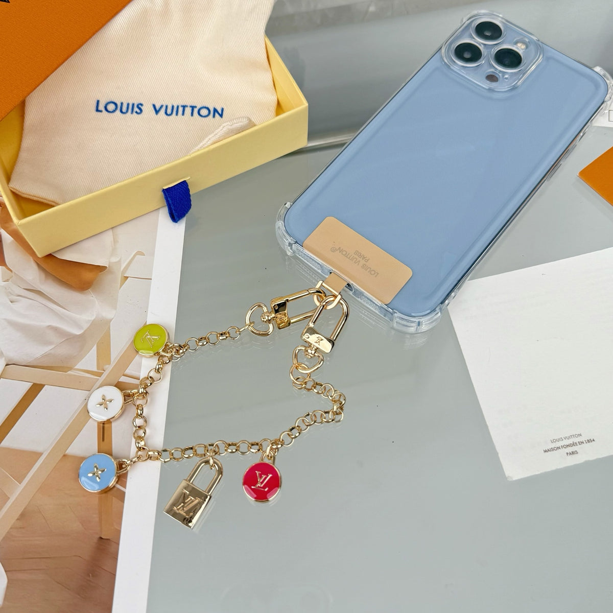 Floral Keychain – Design 003 side detail