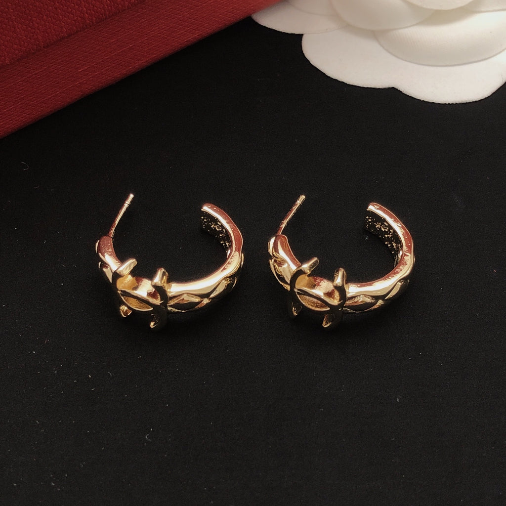 Signature Emblem Statement Earrings in Gold-Tone – Design 020 close-up detail