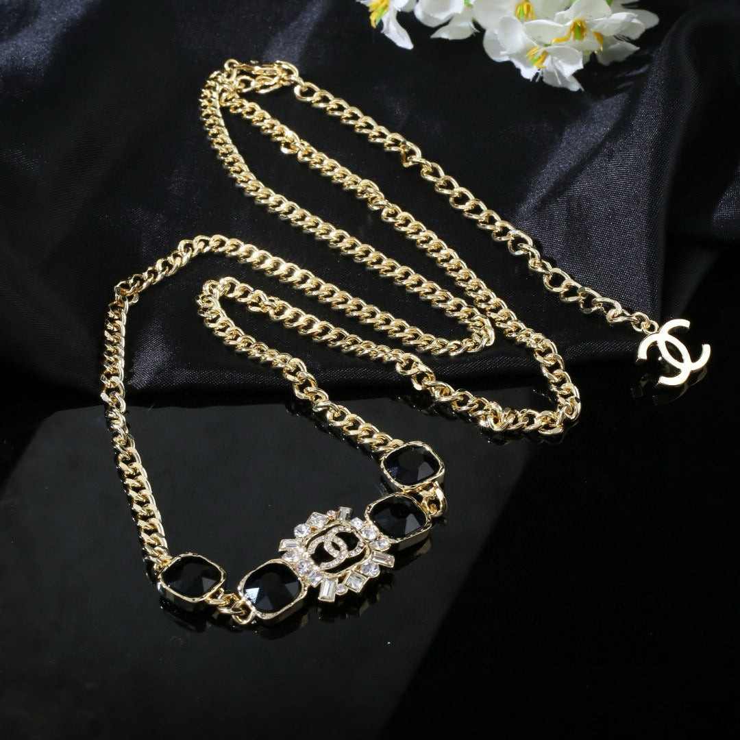 Signature Emblem Jewelry Accessory in Gold-Tone – Design 016 side detail