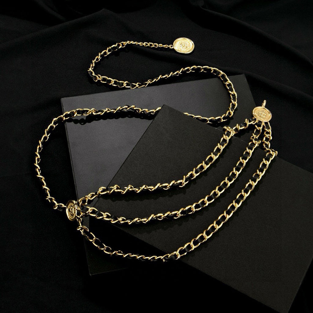 Letter Jewelry Accessory in Polished Metal-Tone – Pearl Detail detail view