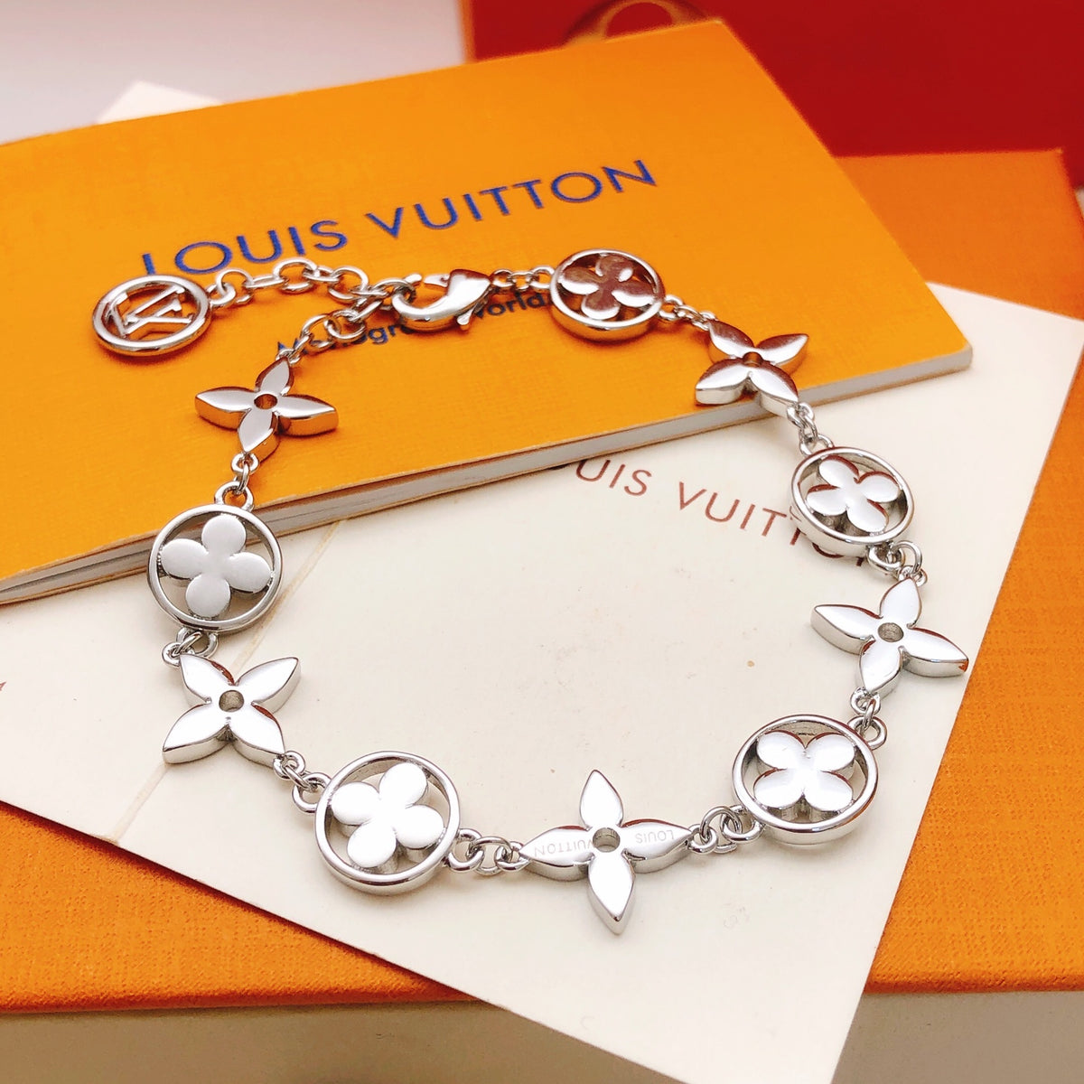 Geometric Emblem Bracelet in Silver-Tone – Silver Detail – Design 009 main product view