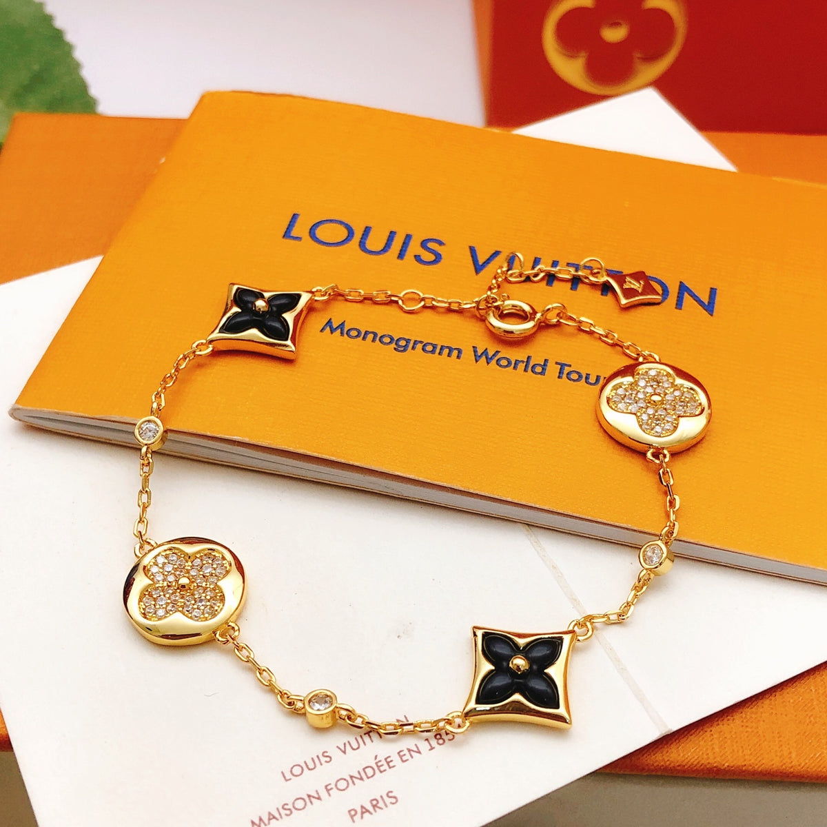 Geometric Emblem Bracelet in Gold-Tone – Black Detail – Design 005 side detail