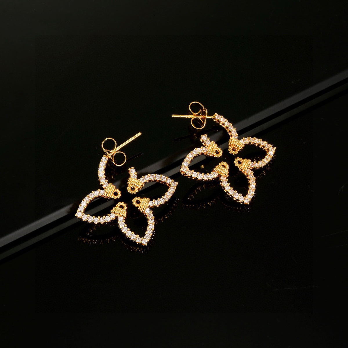 Clover Stud Earrings in Gold-Tone – Clover Detail – Design 002 front product view
