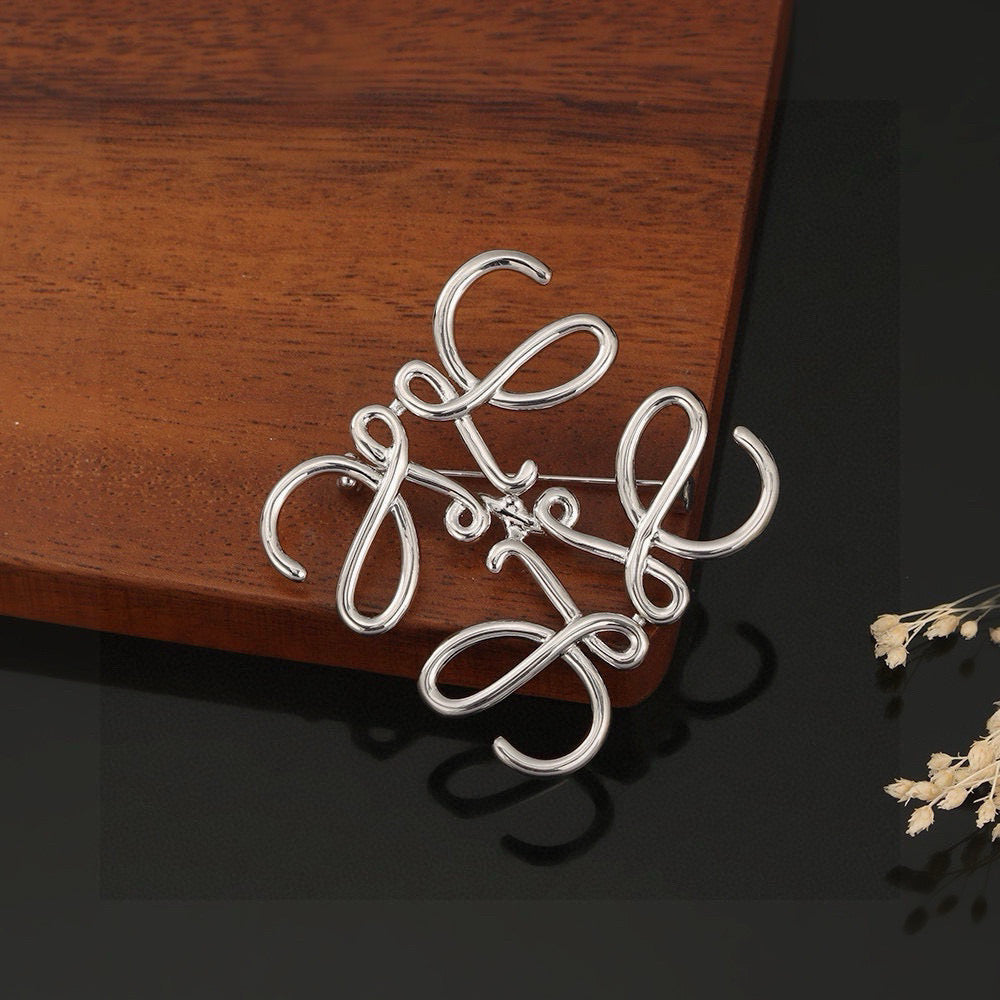 Signature Emblem Brooch in Polished Metal-Tone – Design 006 main product view