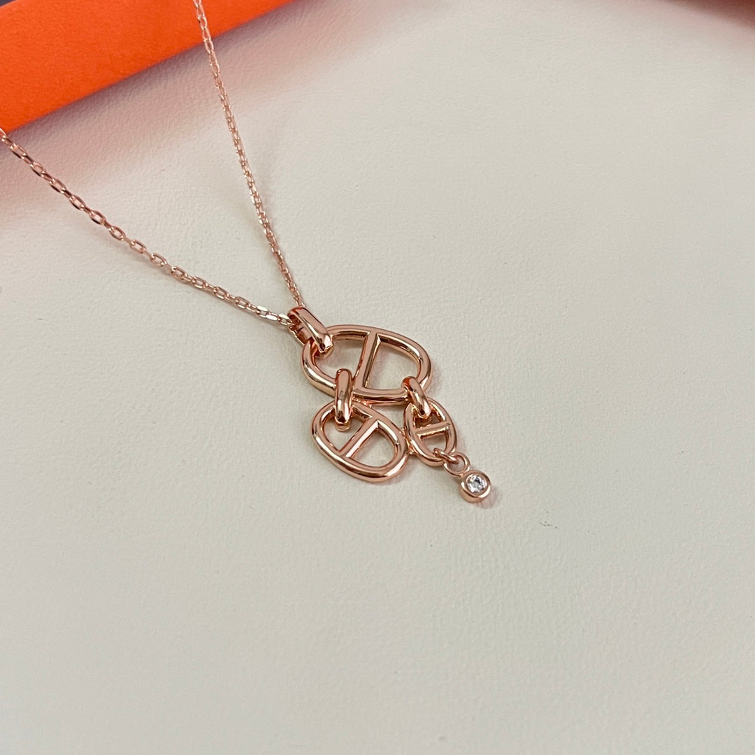 Toggle Pendant Necklace in Polished Metal-Tone – Toggle Detail – Design 013 styled product view