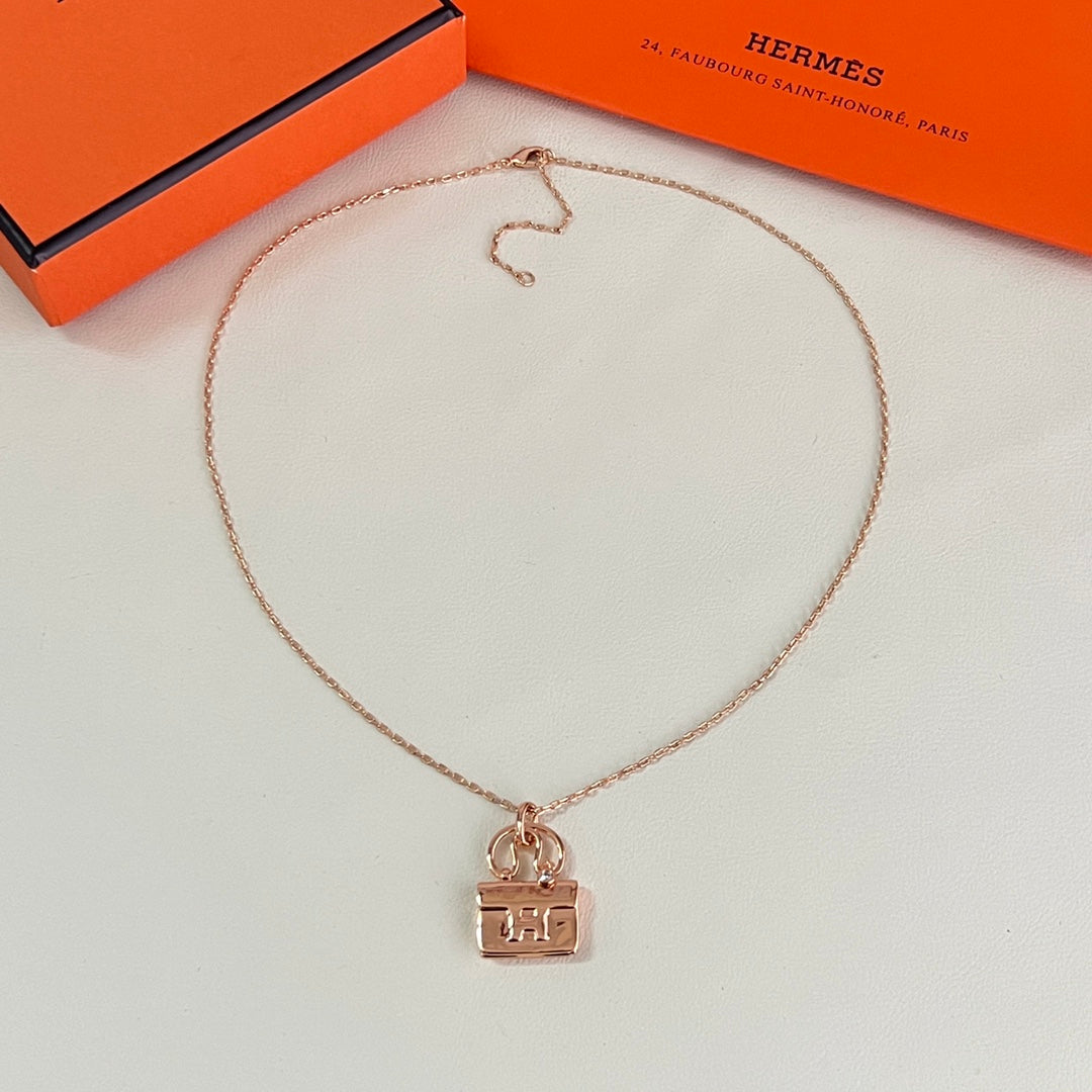 Horse Pendant Necklace in Polished Metal-Tone – Design 010 close-up detail