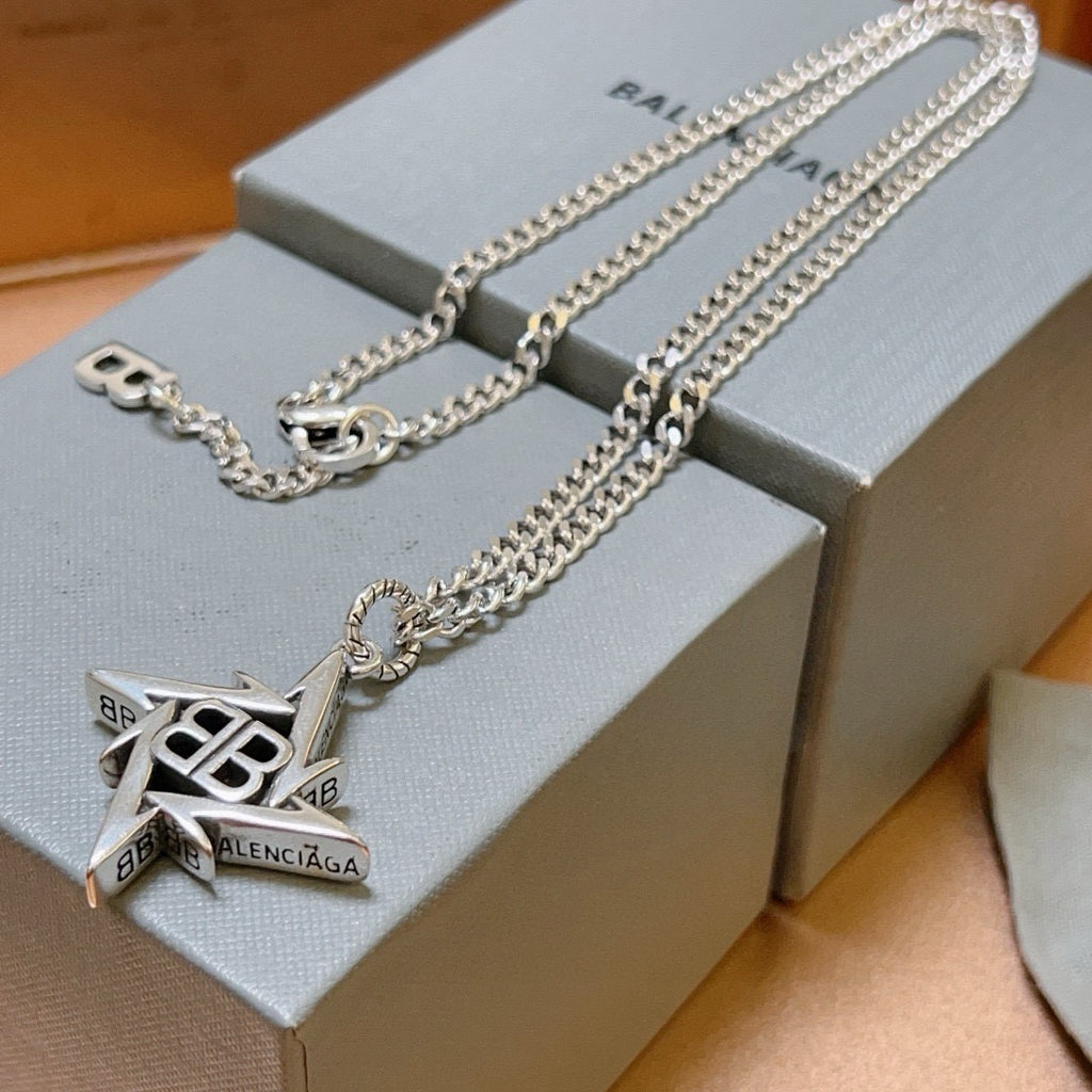 Geometric Emblem Pendant Necklace in Polished Metal-Tone – Vintage Detail – Design 033 close-up detail