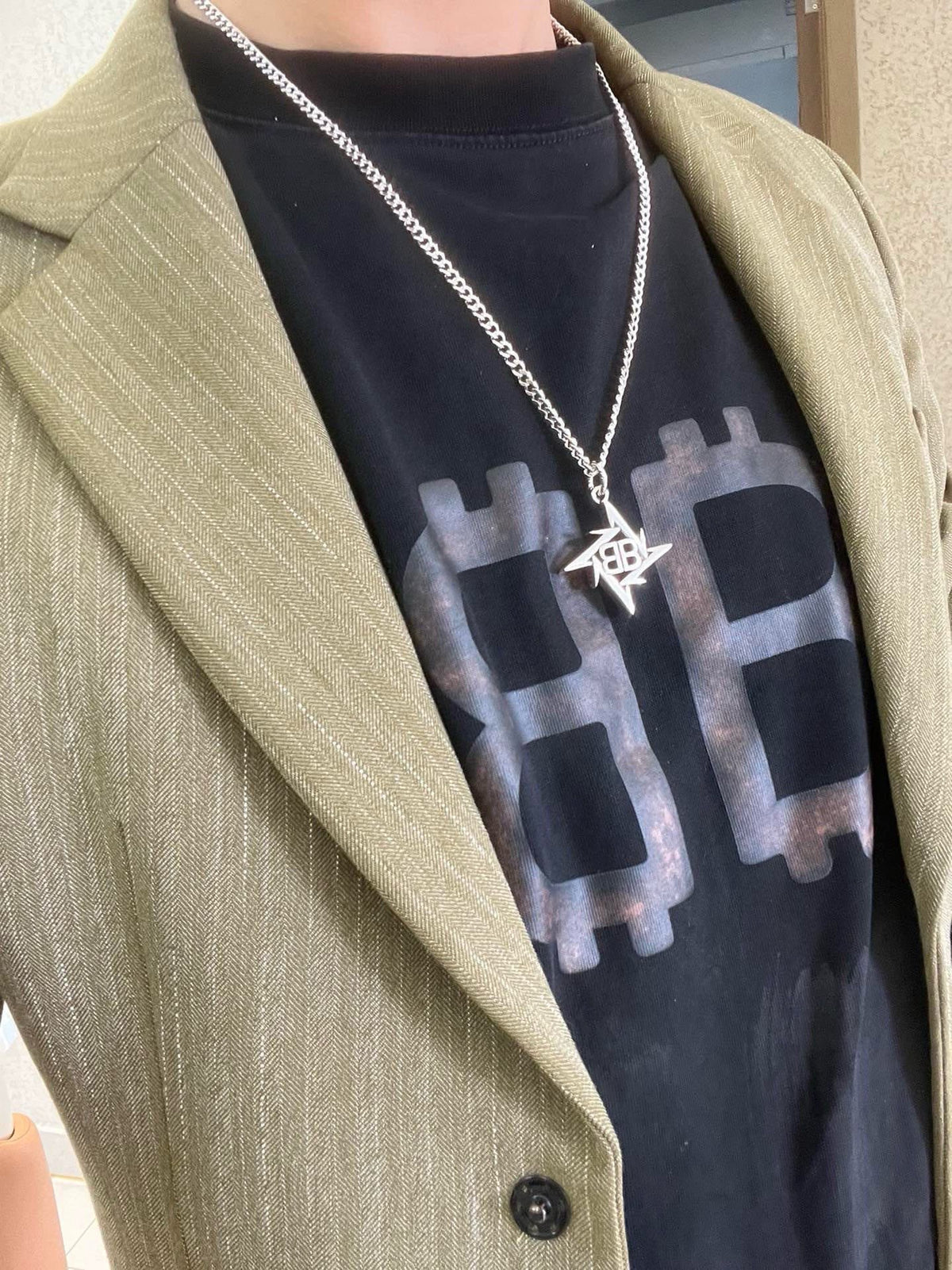 Geometric Emblem Pendant Necklace in Polished Metal-Tone – Vintage Detail – Design 053 detail view