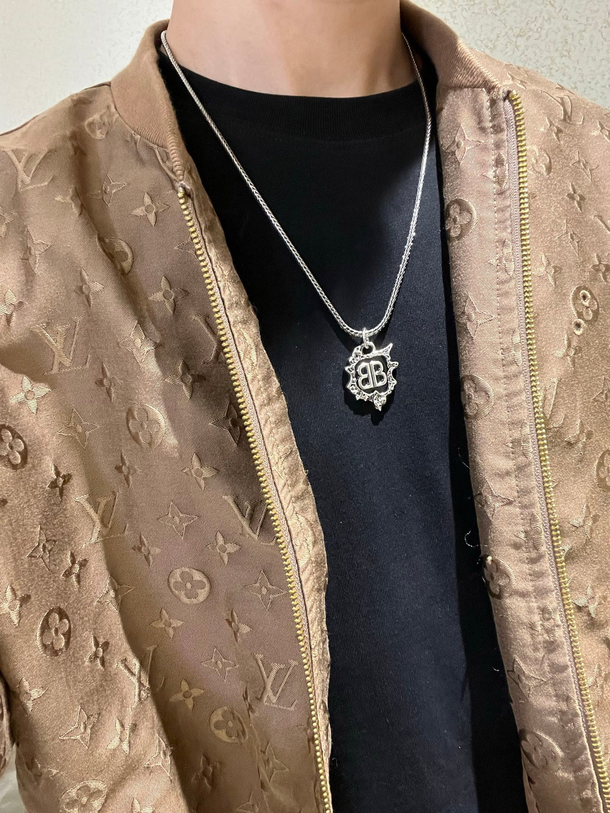 Geometric Emblem Pendant Necklace in Polished Metal-Tone – Vintage Detail – Design 052 detail view