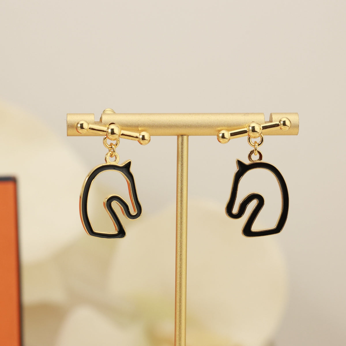 Horse Head Stud Earrings in Rose-Gold-Tone – Rose Gold Detail side detail