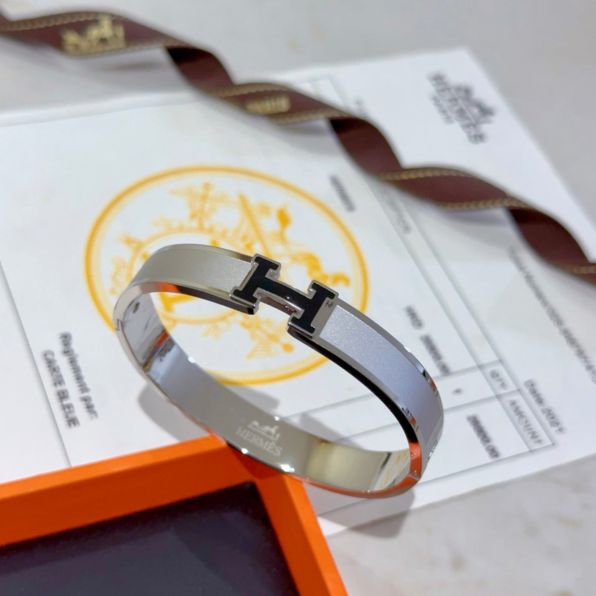Horse Bangle in Gold-Tone – Design 015 main product view