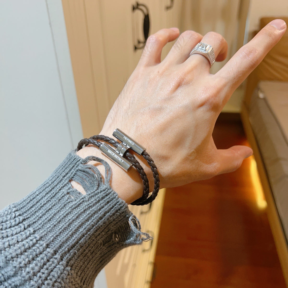 Horse Braided Bracelet in Silver-Tone – Braided Detail – Design 002 detail view