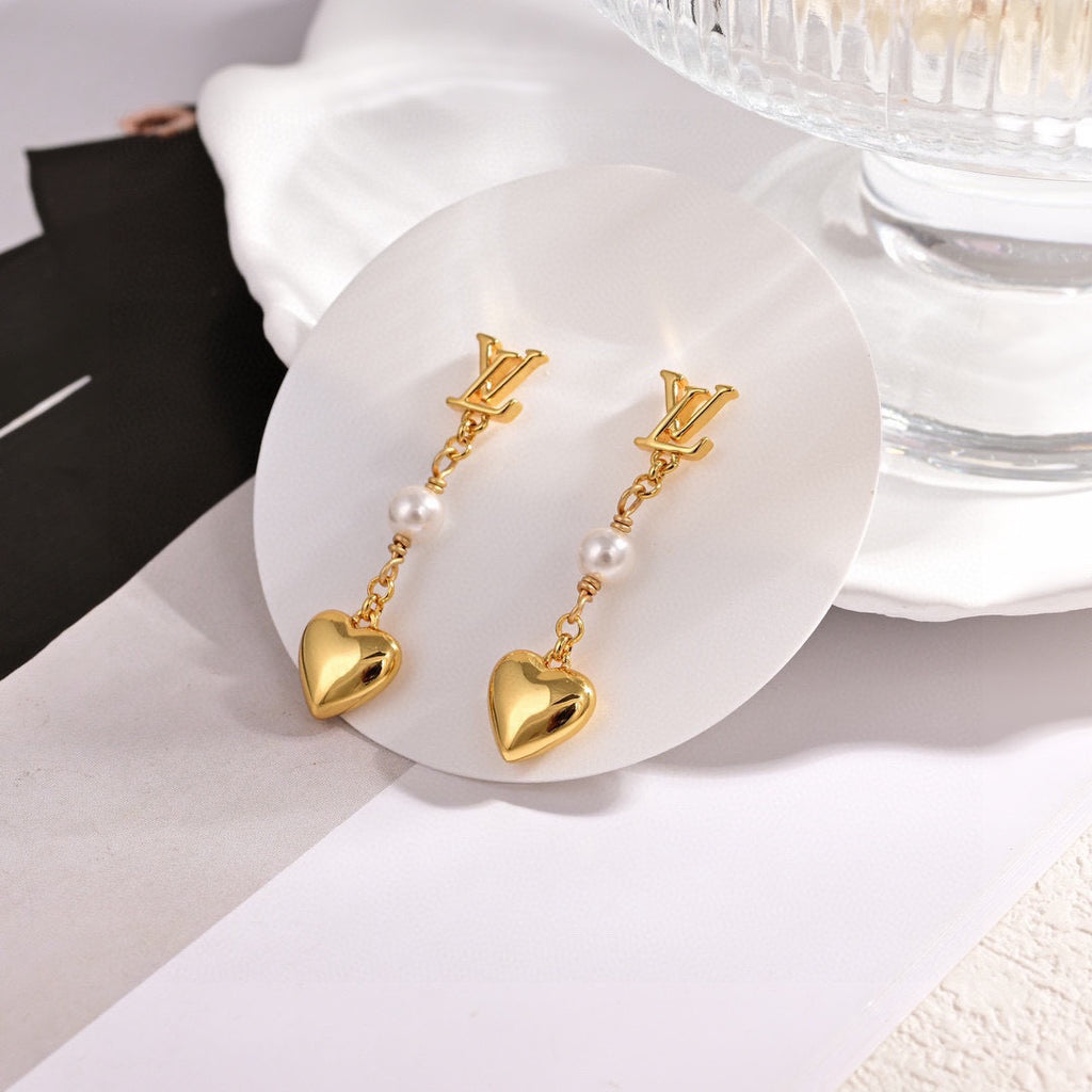 Geometric Emblem Stud Earrings in Polished Metal-Tone – Design 014 main product view