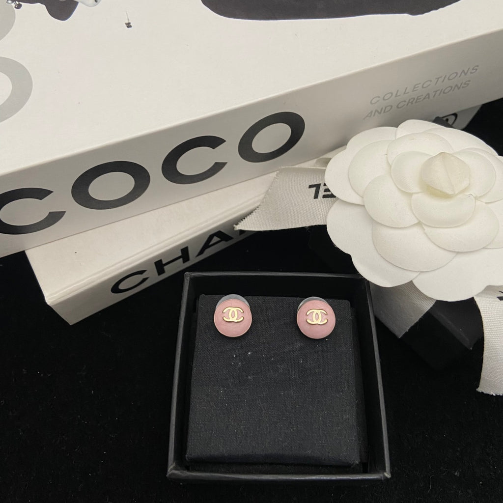 Round Stud Earrings in Polished Metal-Tone – Pink Detail main product view