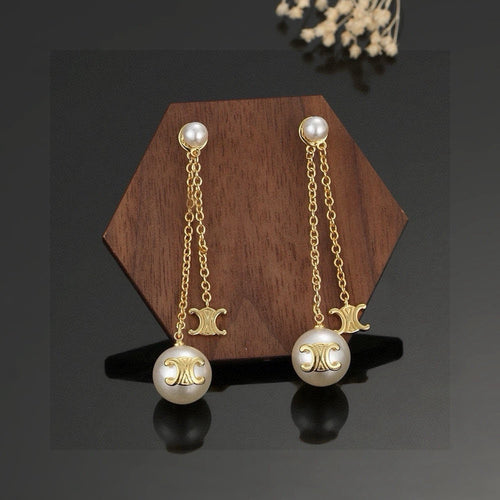 Triomphe-Inspired Emblem Stud Earrings in Polished Metal-Tone – Design 01 front view