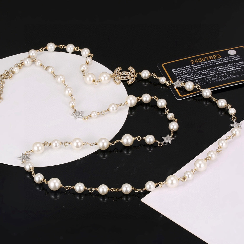 Double-C Emblem Pearl-Detail Pendant Necklace – Pearl Detail – Design 034 detail view