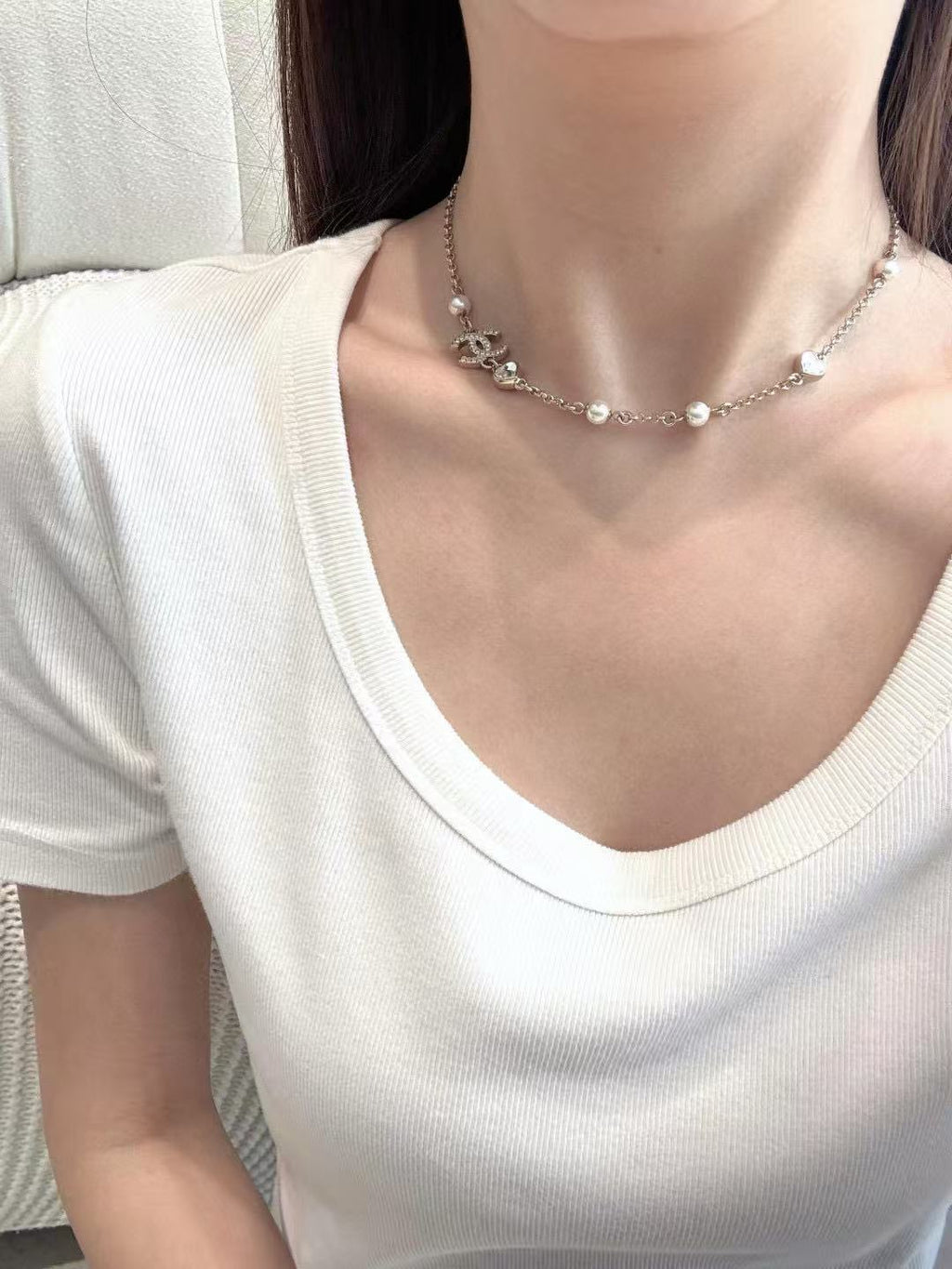 Double-C Emblem Pendant Necklace in Polished Metal-Tone – Design 014 side detail
