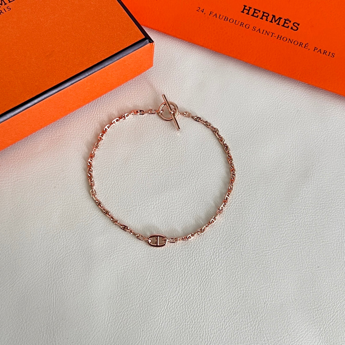 Horse Bracelet in Polished Metal-Tone – Design 007 close-up detail