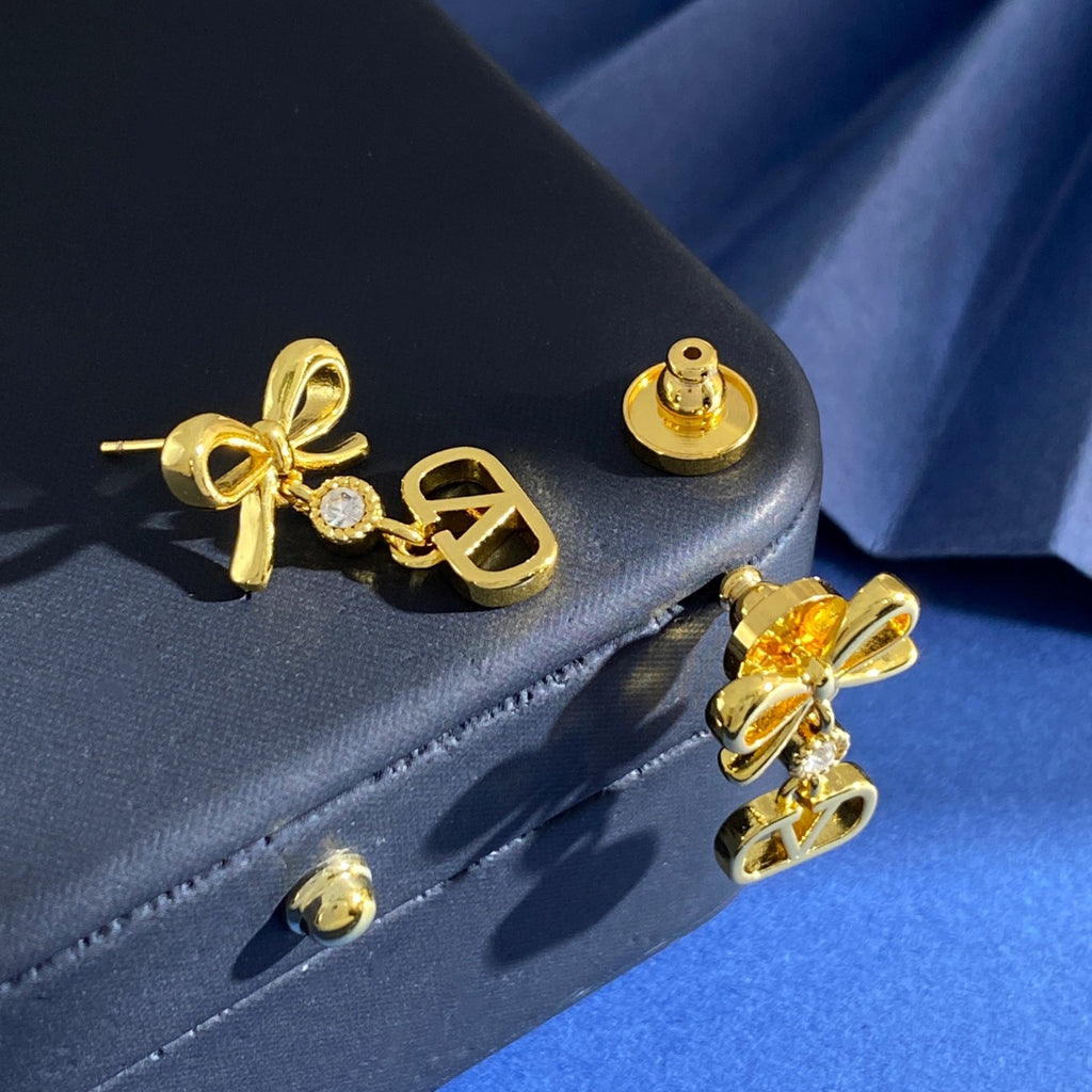 V Emblem Crystal-Accent Stud Earrings – Design 04 close-up view