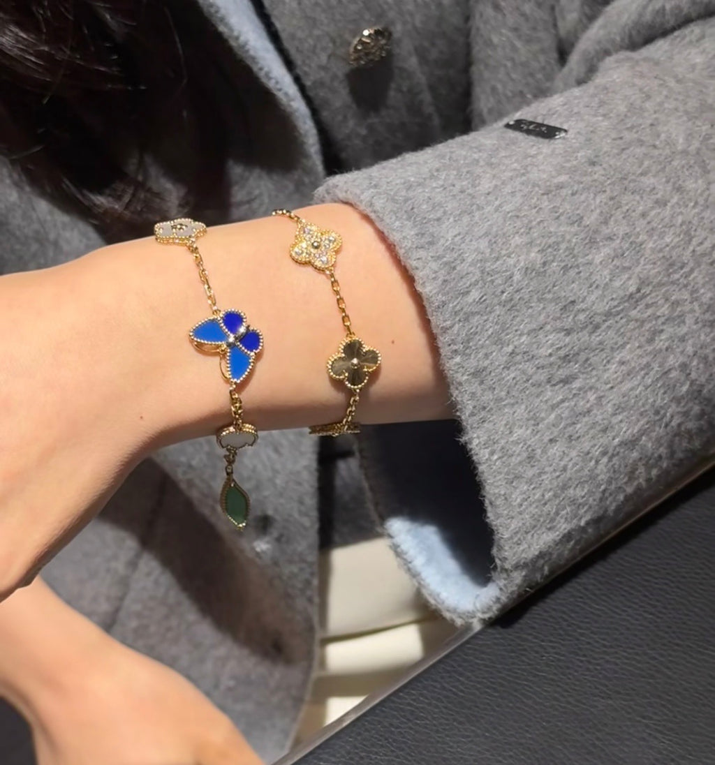Clover Bracelet in Gold-Tone – Blue Butterfly main product view