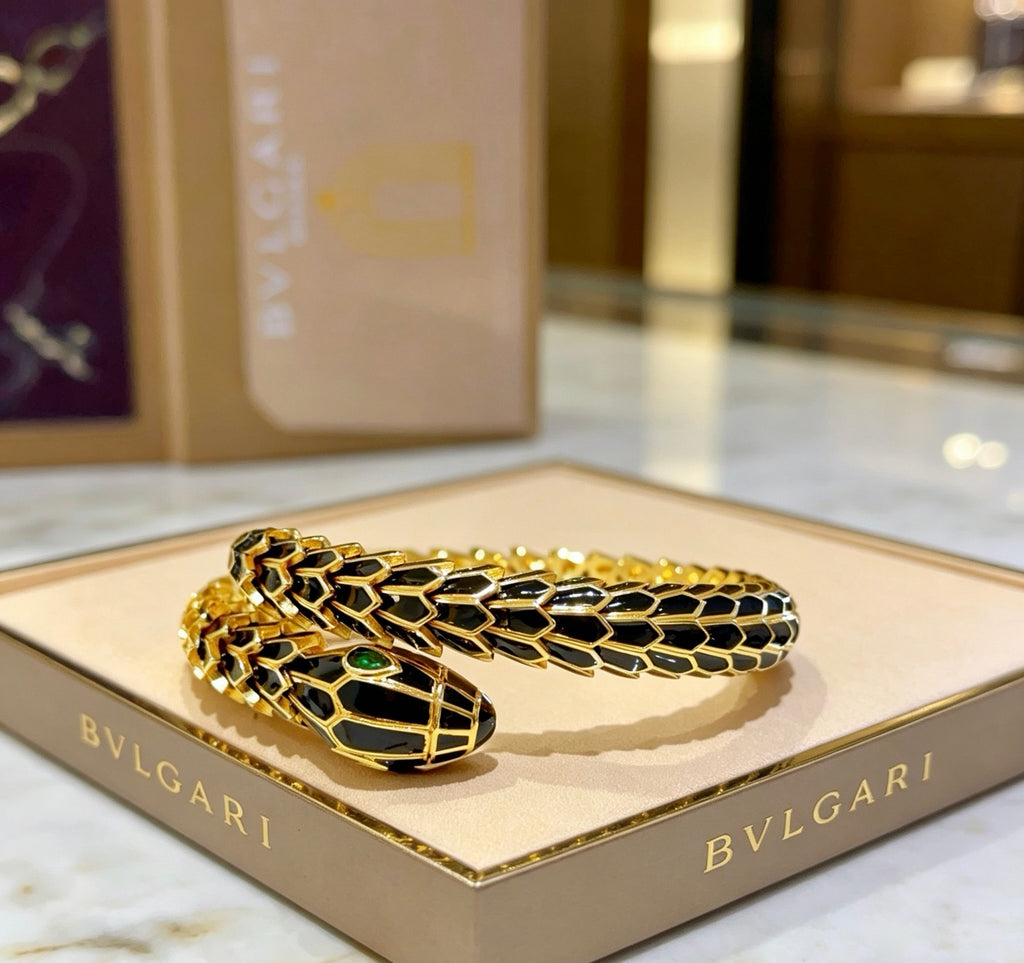 Serpentine Bangle in Polished Metal-Tone – Serpentine Detail – Design 011 front product view