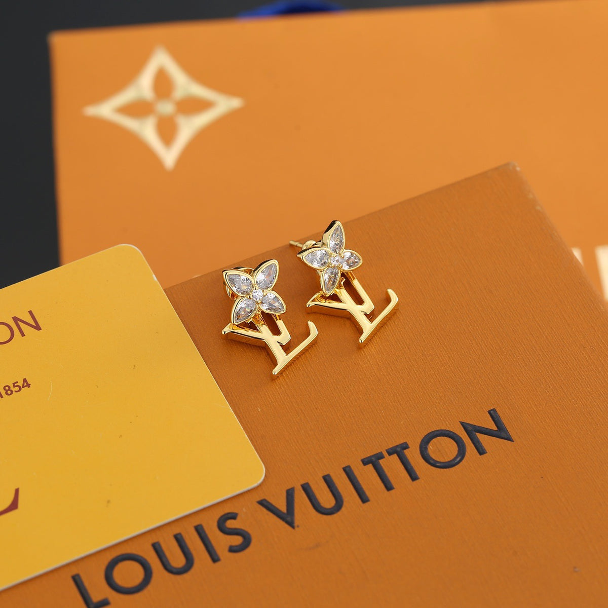 Geometric Emblem Stud Earrings in Polished Metal-Tone – Design 021 main product view
