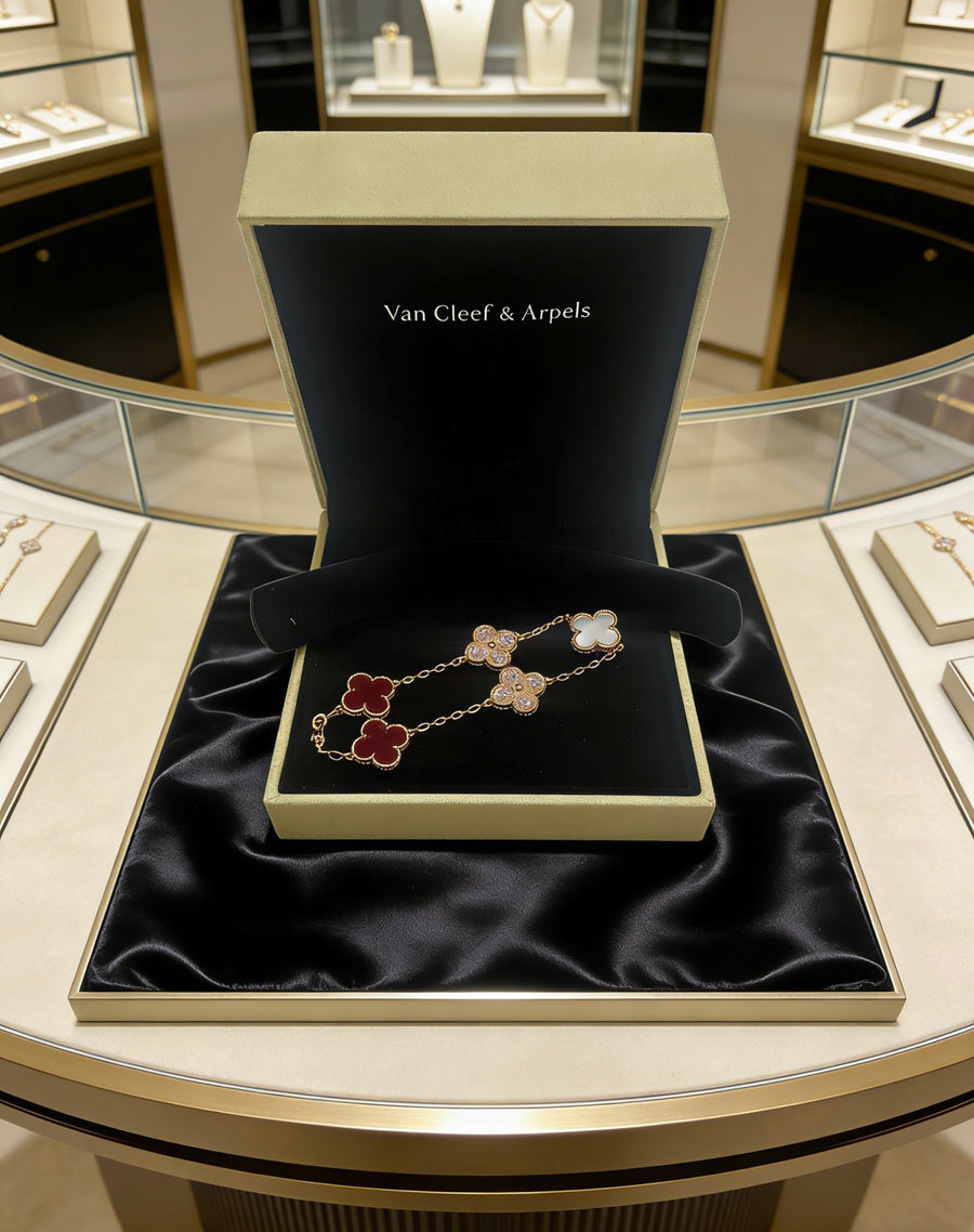 Clover Bracelet in Polished Metal-Tone – Multicolor – Design 19 main product view