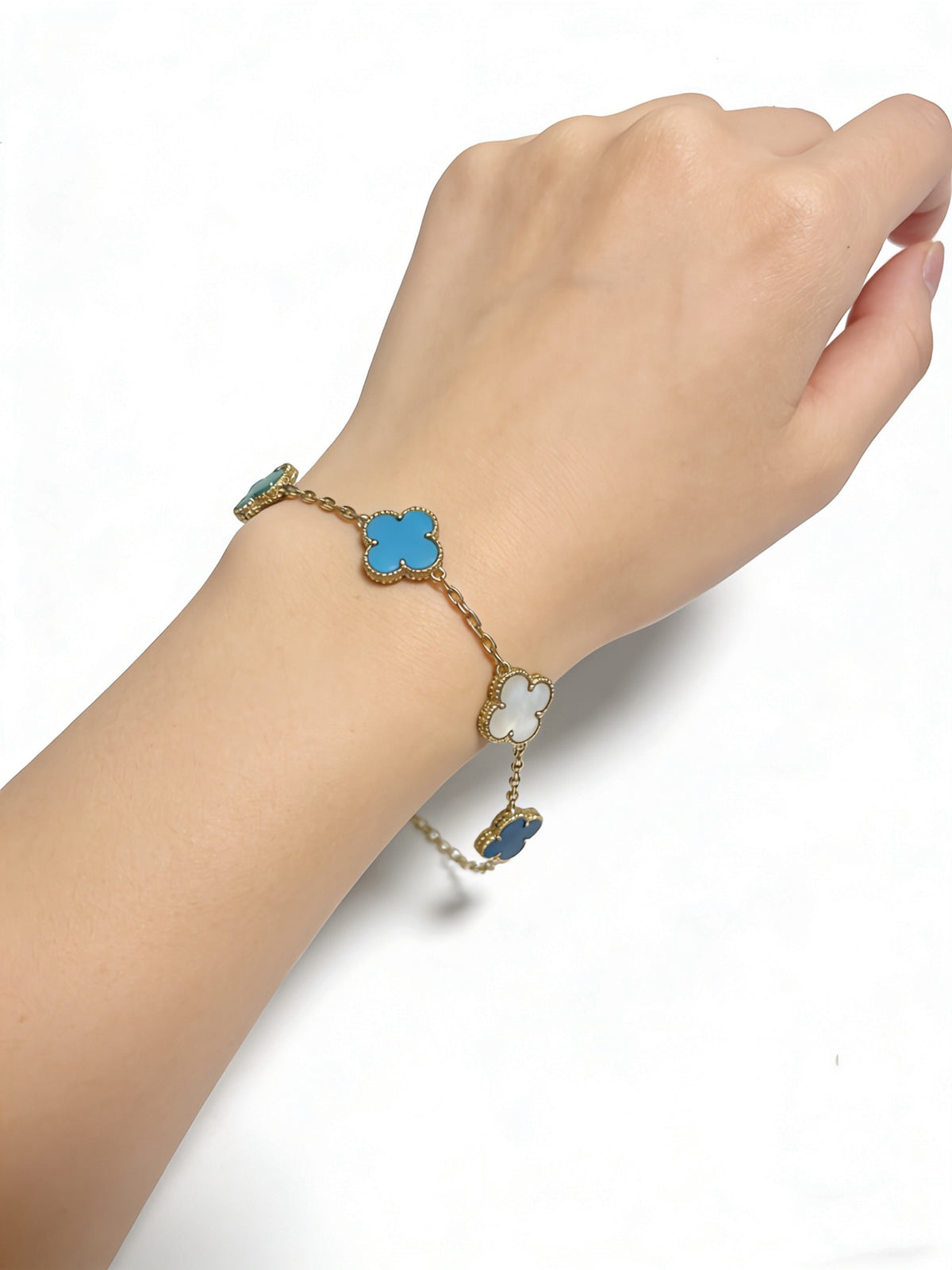 Clover Bracelet in Polished Metal-Tone – Multicolor – Design 17 styled product view