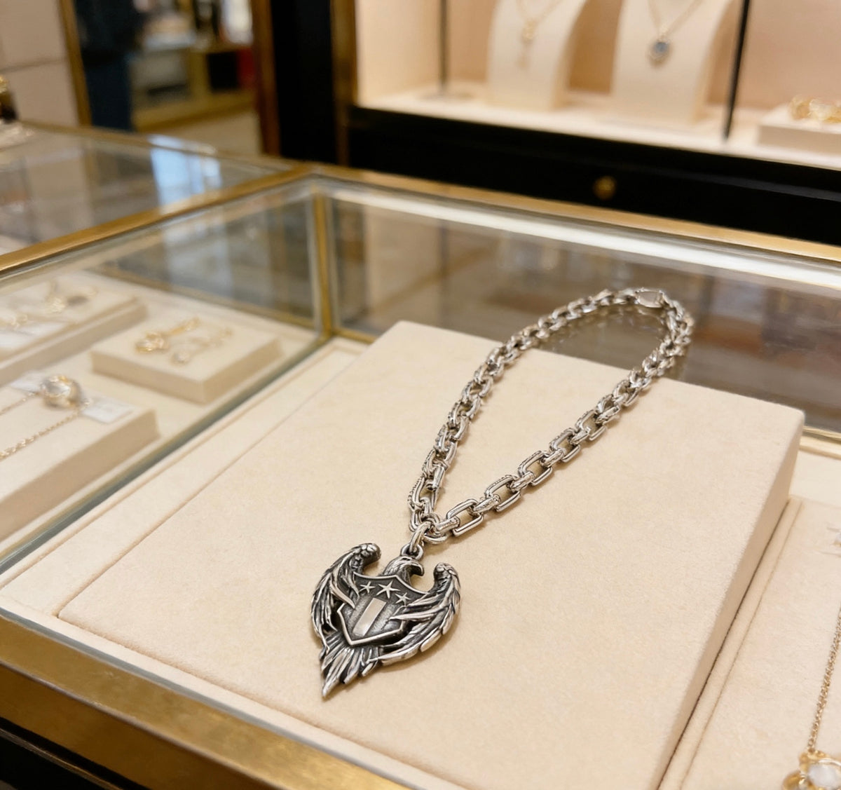 Double-G Emblem Pendant Necklace in Polished Metal-Tone – Vintage Detail – Design 031 front product view
